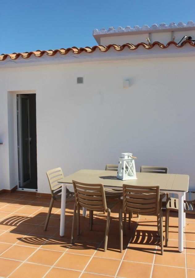Villa La Costa - 3 Apartamentos Turisticos Росас Экстерьер фото